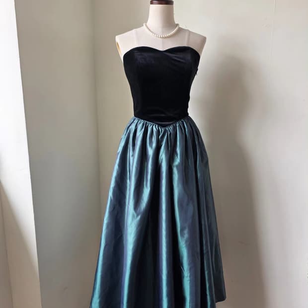 로라애슐리 벨벳 튜브탑 드레스