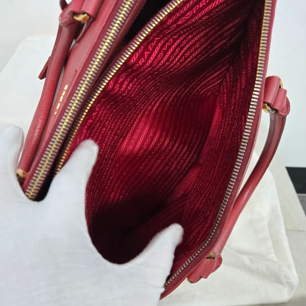 [보증서 정품]프라다 사피아노 토트백