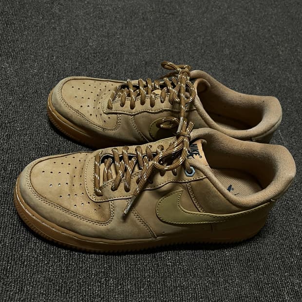 나이키 에어포스 된장 265