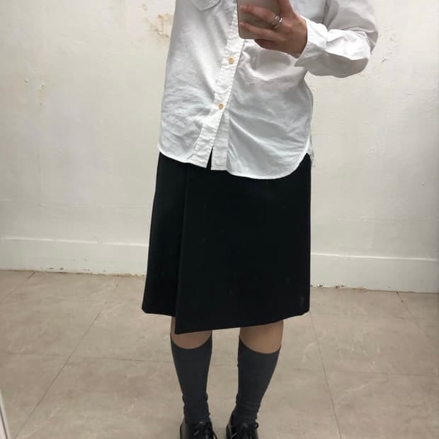 질샌더 미디 스커트