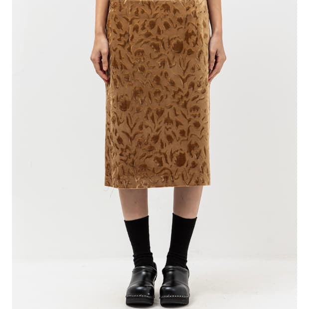 8DIVISION JACQUARD VELVET SKIRT 삽니다