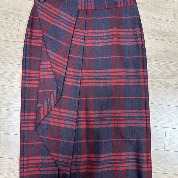 비비안웨스트우드 스커트 