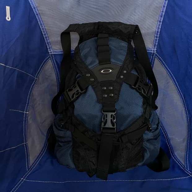 오클리 아이콘 미니 백팩