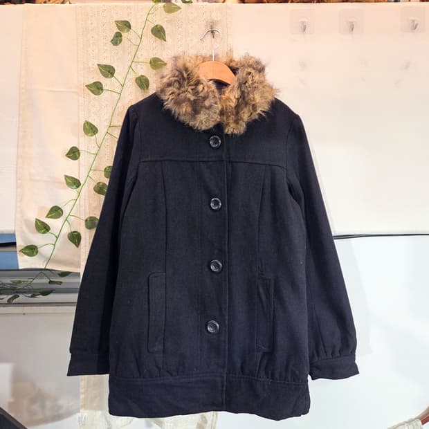 다크네이비 퍼카라 코트