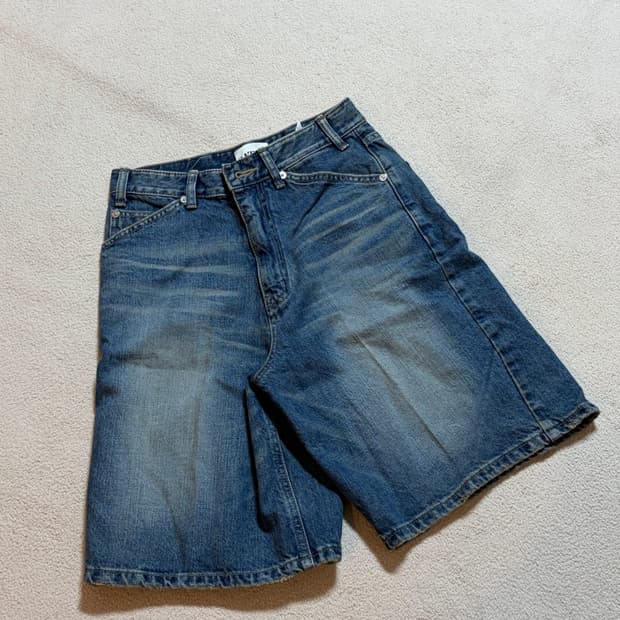 SATUR 데님 반바지