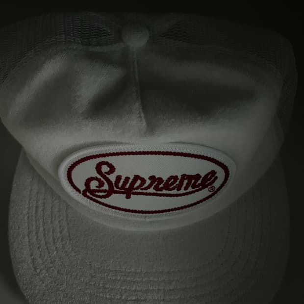슈프림 테리 메쉬 백 5-패널 화이트 - 24SS