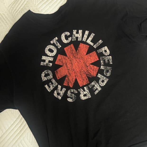 00’s Red hot chilli peppers tshirt XL