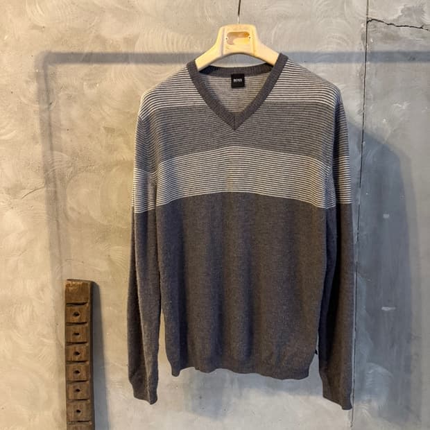 휴고보스 블랙라벨 메리노울 니트 100