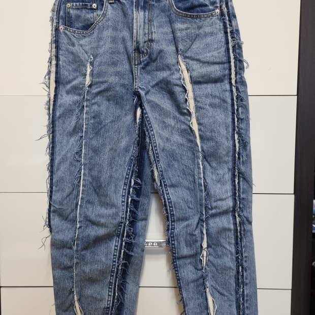 [M] 벌앤휘슬 리메이크 데님 팬츠