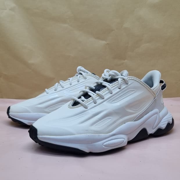 아디다스 오즈위고 셀록스 운동화 225