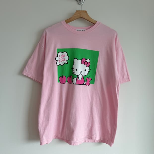 Pre owned 헬로키티 반팔 티셔츠