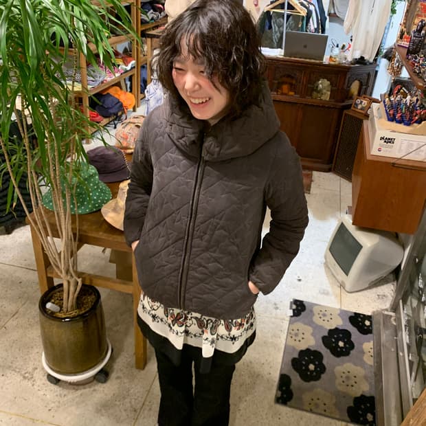 엑스걸 스타퀼팅 하이숄카라 투웨이 차콜 다운자켓