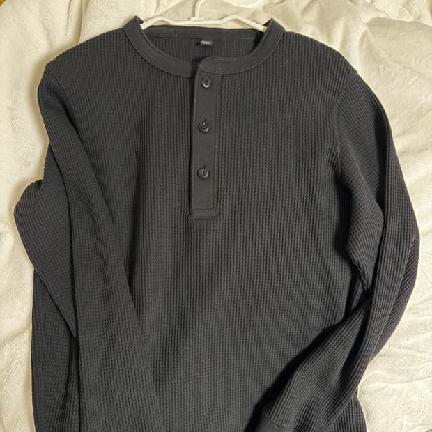 유니클로 와플 헨리넥 티셔츠 맨투맨 M