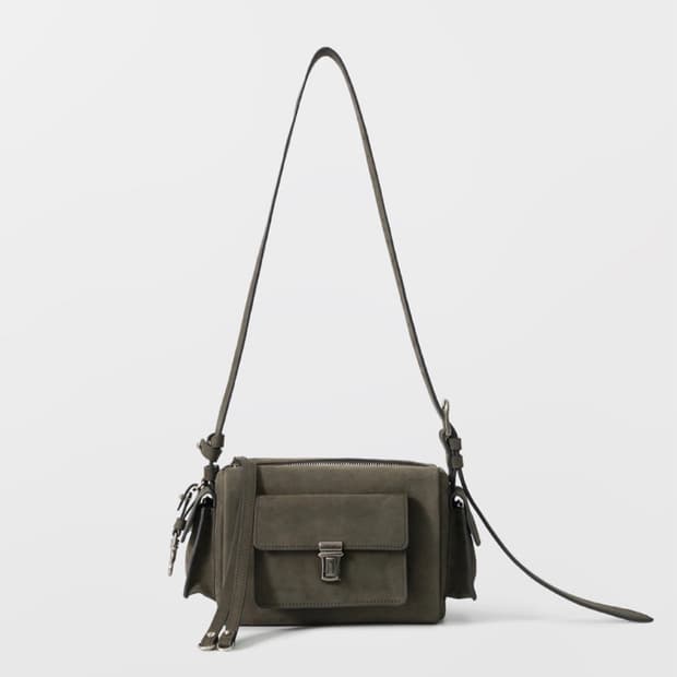 베르소 Pocket belted shoulder bag