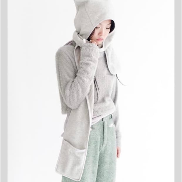 샵페어리 후드 머플러 아이보리 그레이