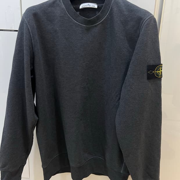 26fw 스톤아일랜드 차콜맨투맨 xl (새상품급)