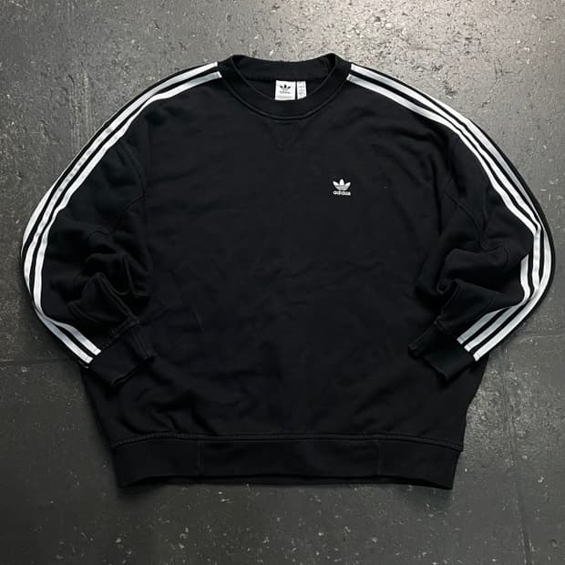 100 아디다스 오버핏 맨투맨 