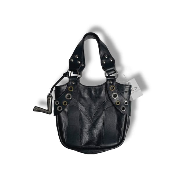 Vivia 아일렛 디테일 레더 백 (italy)