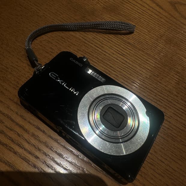 카시오 엑슬림 EX-S12 디지털 카메라