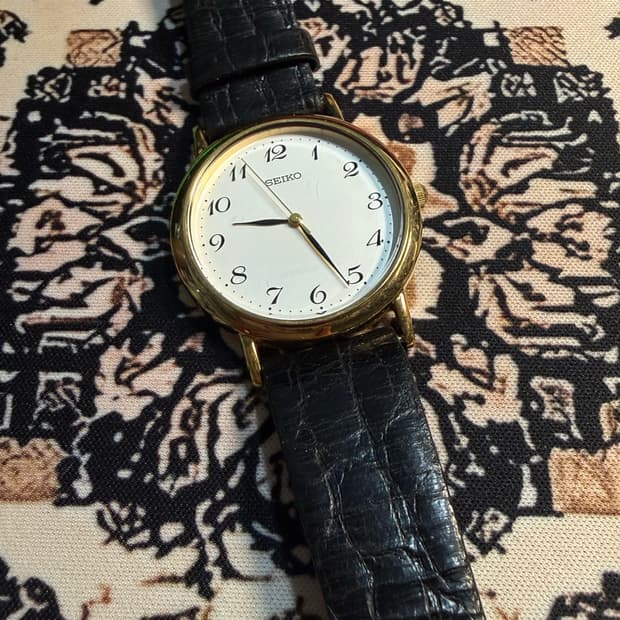 SEIKO 빈티지 쿼츠 시계