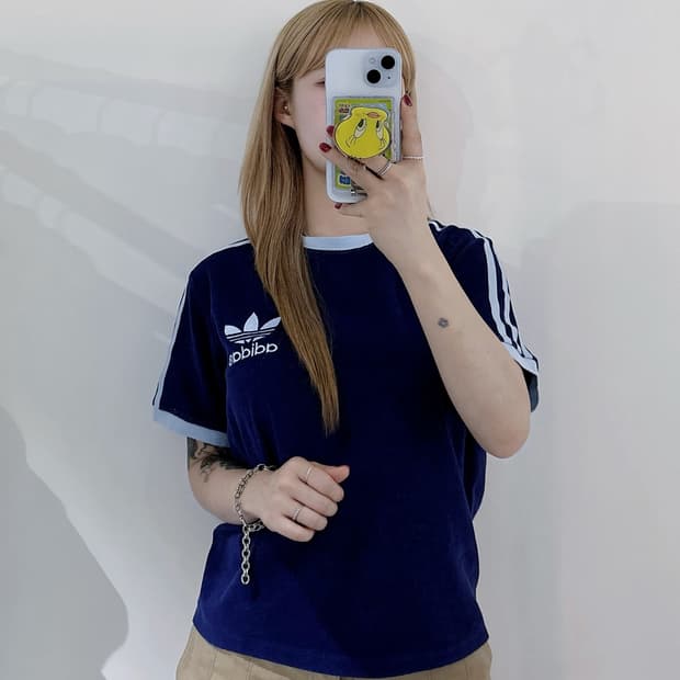 아디다스 삼선 태리 반팔