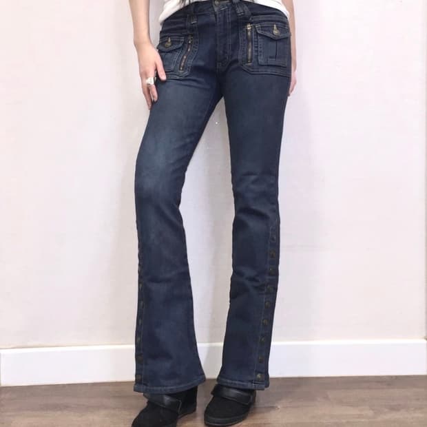 스터트 포인트 부츠컷 팬츠