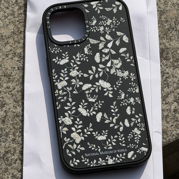 국립중앙박물관 아이폰 15/프로 자개 케이스 