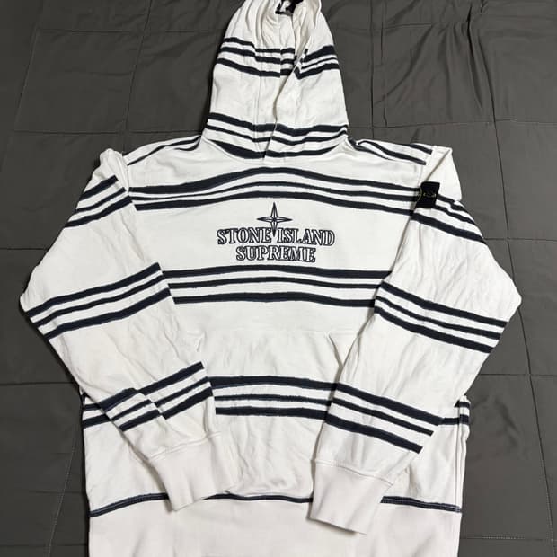 스톤아일랜드 슈프림 워프 스트라이프 후드 L사이즈