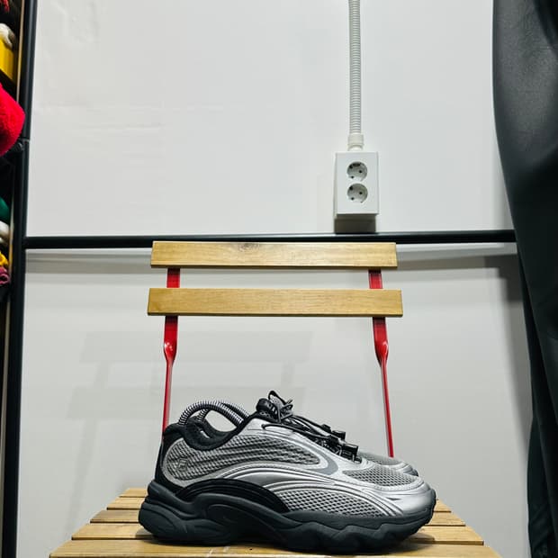 250) 휠라 운동화 남녀공용 신발 판테라 메탈 블랙