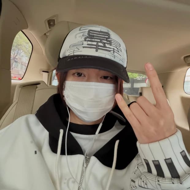 cfierce dizzy cap 화이트컬러