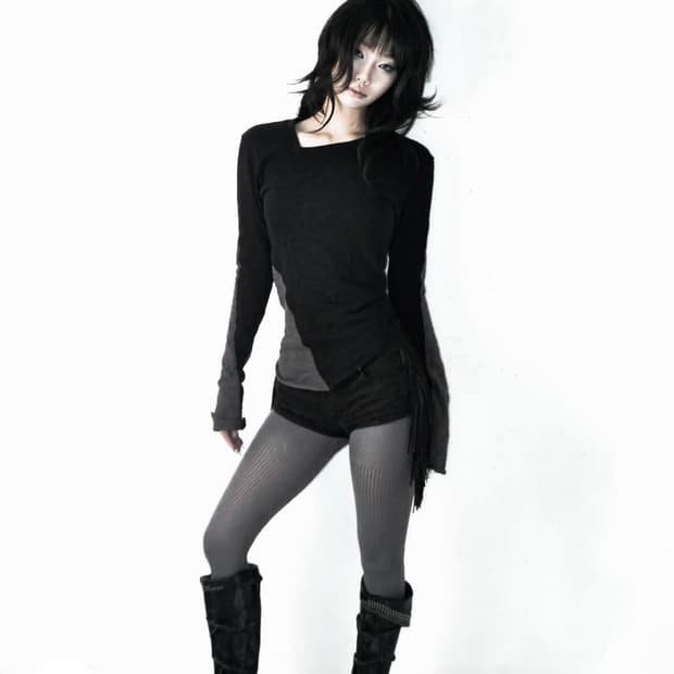 CRUD ARCHIVE Twisted Long Sleeves
