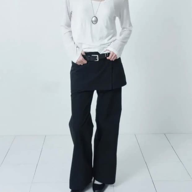 세릭 Cerric INCISION SKIRT PANTS  2사이즈