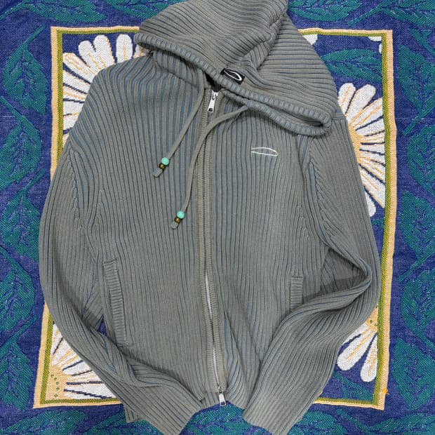 피지컬 디파트먼트 비즈 포인트 니트 후드집업