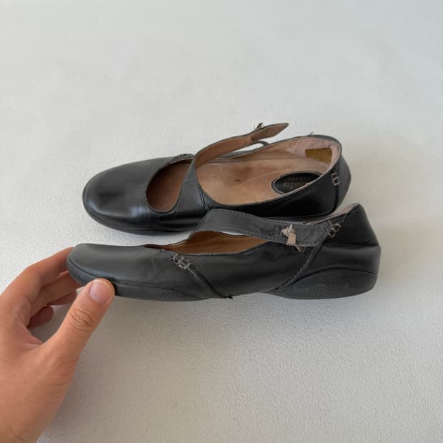 [235-240]클락스(Clarks) 레더 메리제인