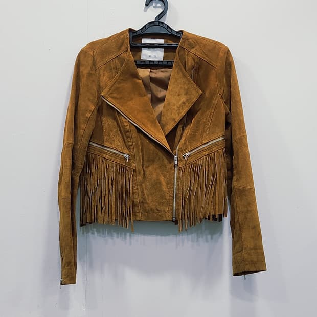 [M] 풀앤베어 스웨이드 프린지 자켓 M사이즈