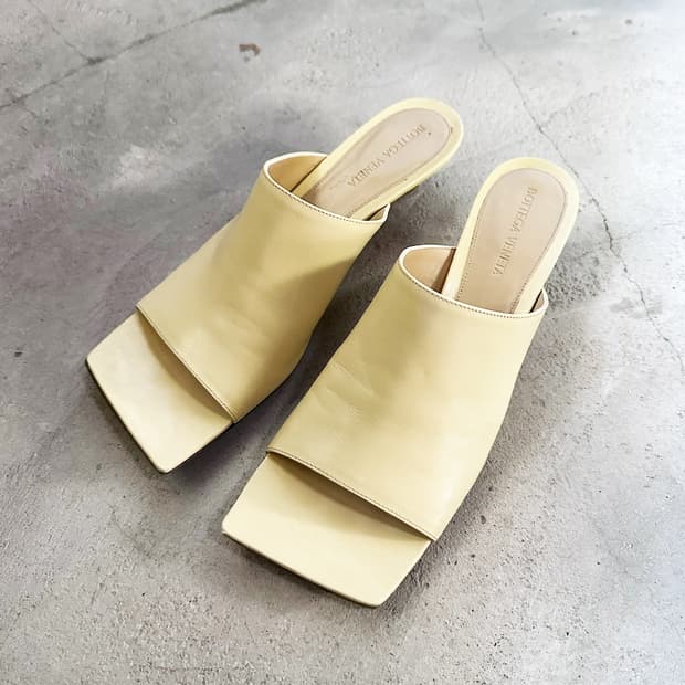 BOTTEGA VENETA stretch mule