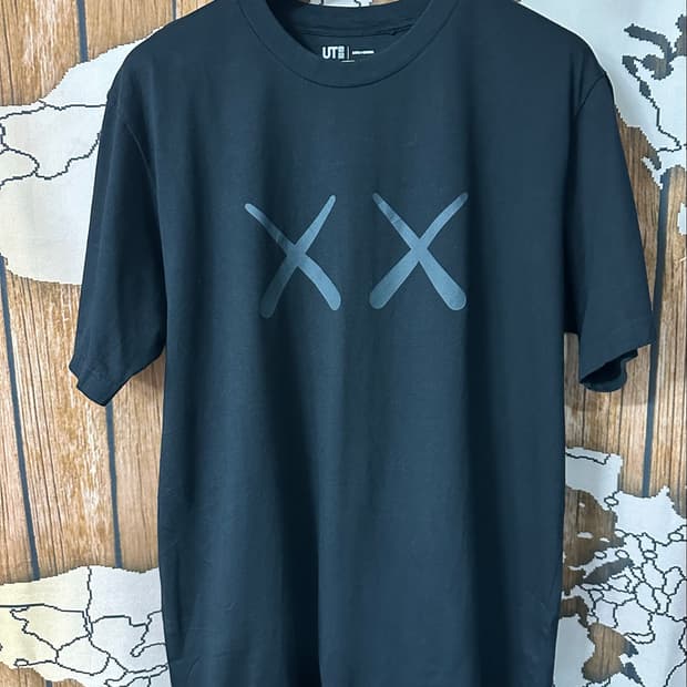 유니클로 UT 카우스 앤디워홀 더블 그래픽 반팔티 XL