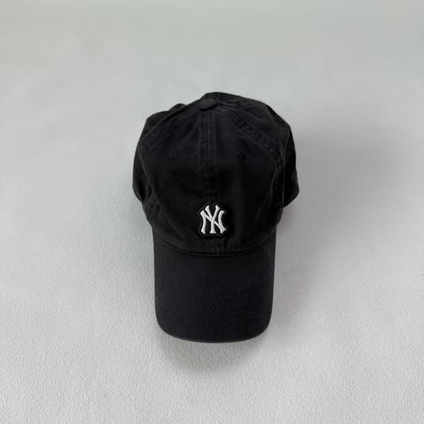 엠엘비(MLB) 양키스 볼캡(블랙)