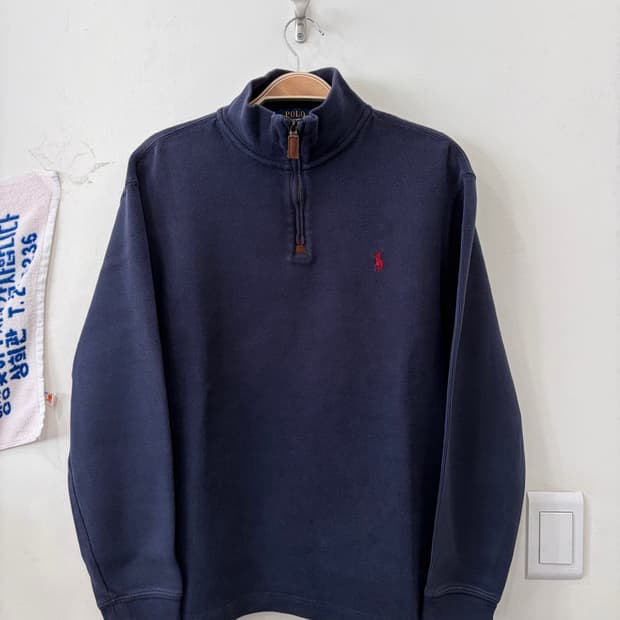 104. 폴로 반집업 