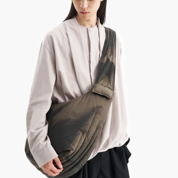 지용킴 선블리치 크로스백