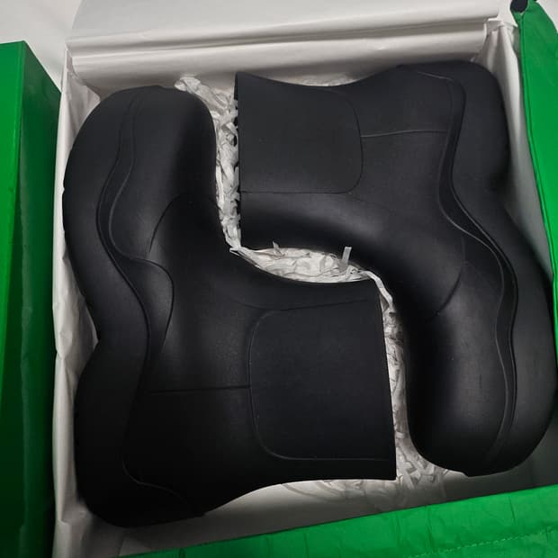 보테가베네타 퍼들부츠 블랙 (44) 새상품 정품 