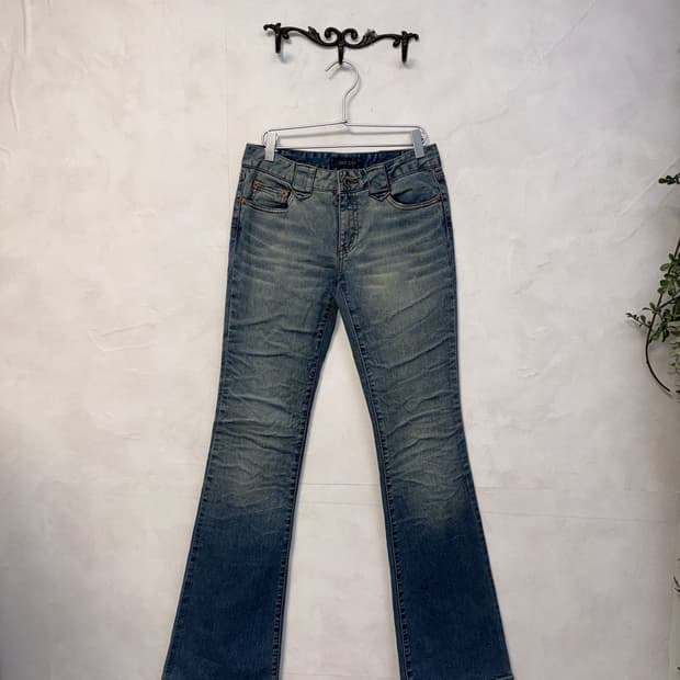 Destroyed washing denim bootscut pants