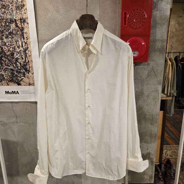 엠포리오 아르마니 버튼다운셔츠 