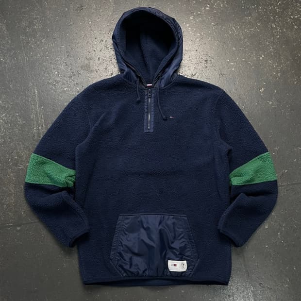 100 타미힐피거 후리스 