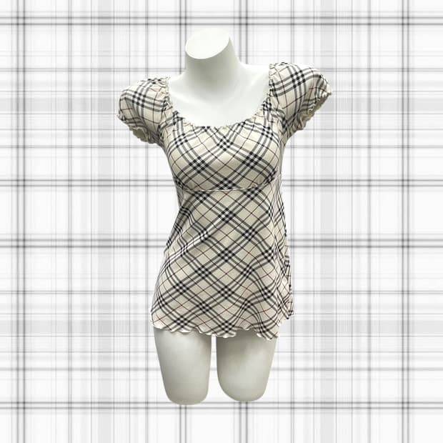 Burberry off -shoulder short sleeve 
