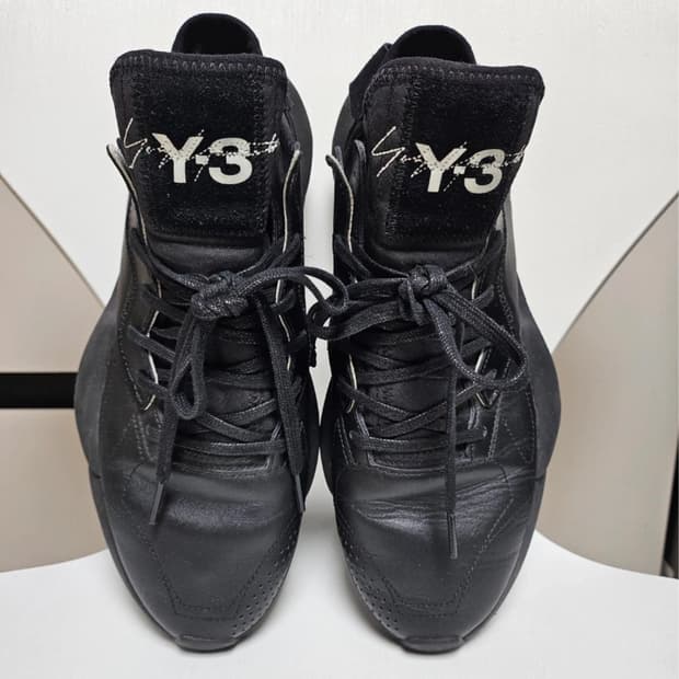 Y-3 카이와 스니커즈 블랙 290