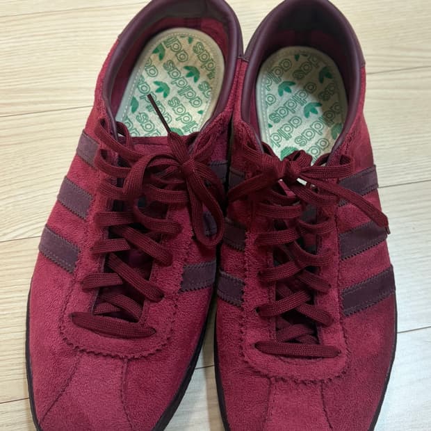 아디다스 토바코 그루엔 버건디