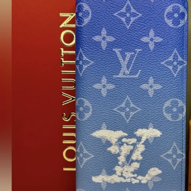 [정품] 루이비통 한정판 블루 모노그램 한정판  장지갑