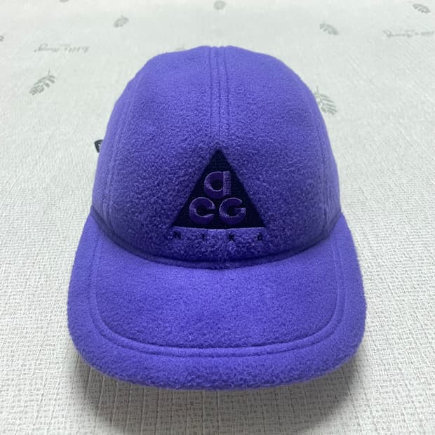 나이키 acg AW84 플리스 캡 퍼플