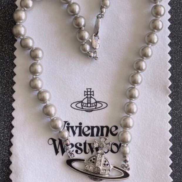 비비안웨스트우드 아카이브 블랙 orb  팬던트 그레이 펄 초커 목걸이